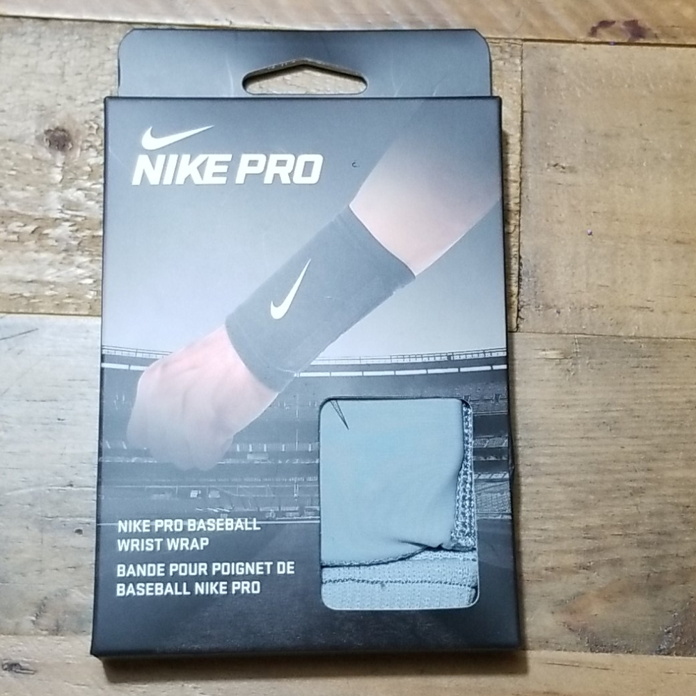NIKE Pro Baseball Wristbands